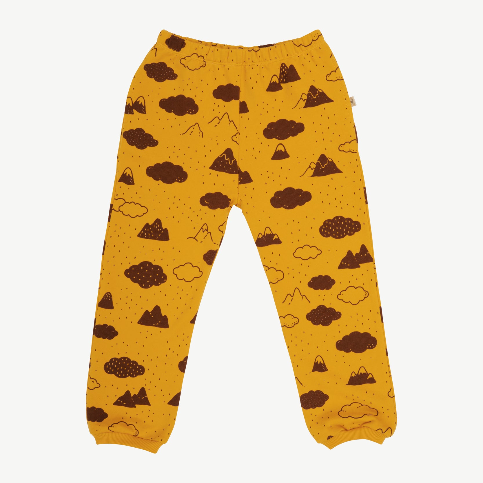Jogger 'amongst the clouds' golden spice