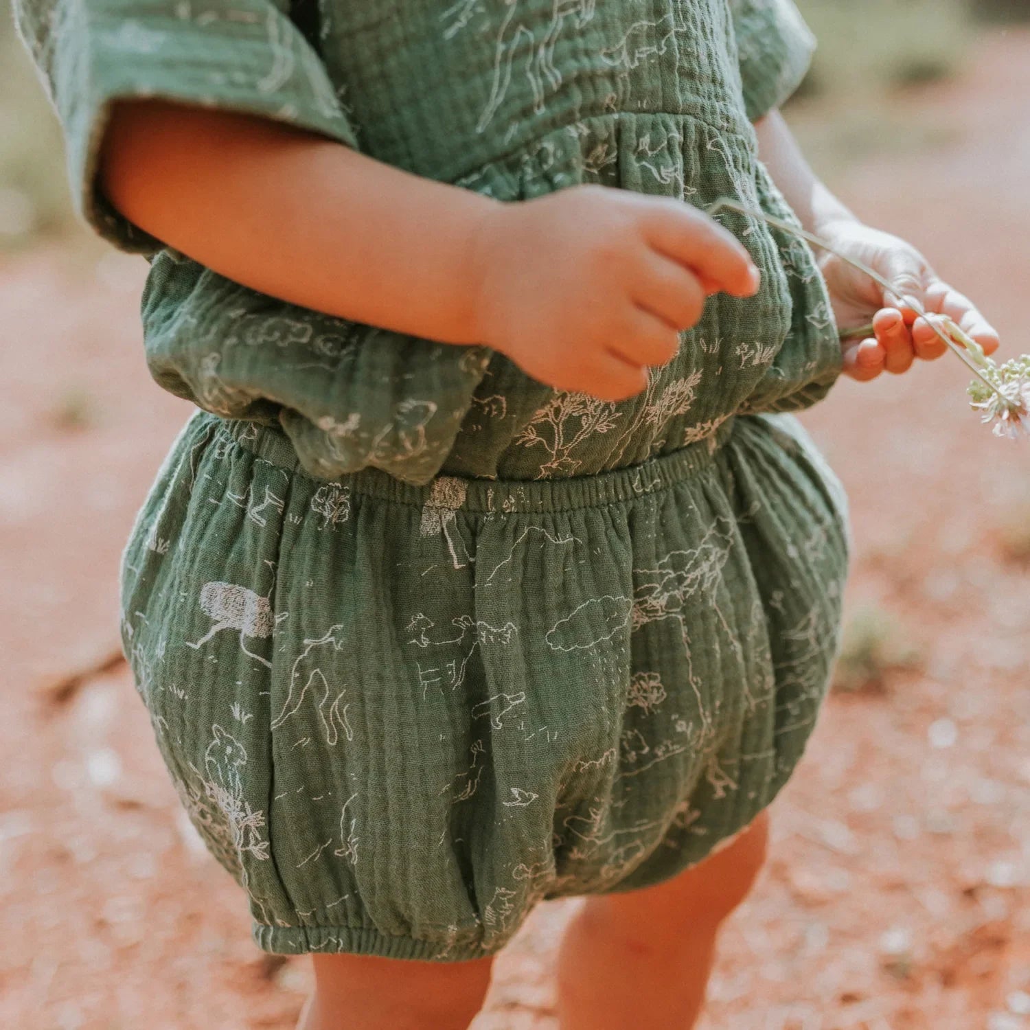 Conjunto Vestido + Calzón de Bebé Verde Pino - Historia