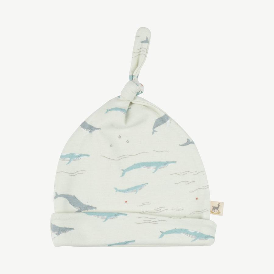 Gorro 'passing whales' water lily