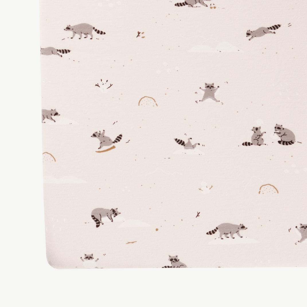 Sabana 'frolicsome raccoons' pearl