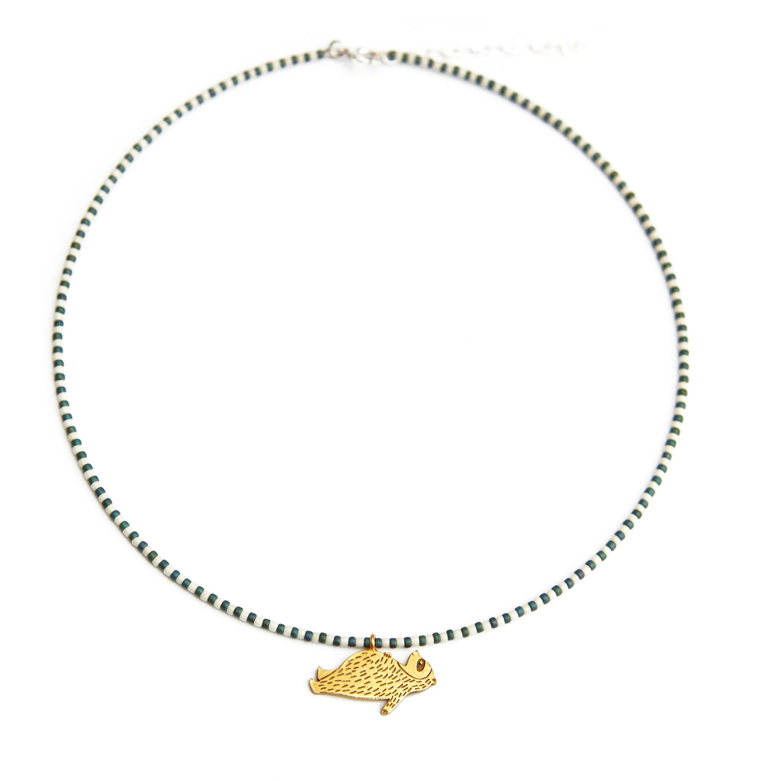 Gargantilla Dije Oso Echado Dorada Y Mostacillas