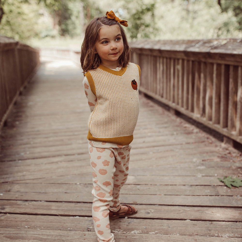 Polo Henley de Rib ‘Plums in Bloom' (Flores) White Sand