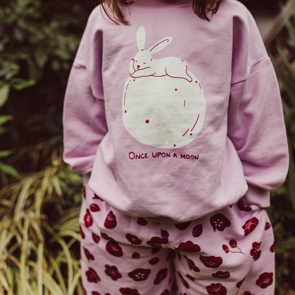 Polera ‘Once upon a moon' (Conejos) Lupine